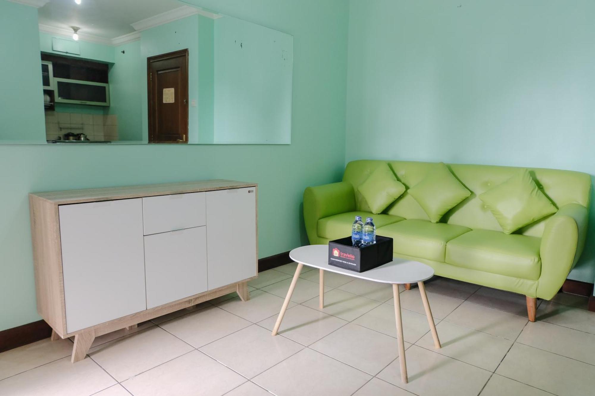 Homey 2br At Majesty By Travelio * Bandung