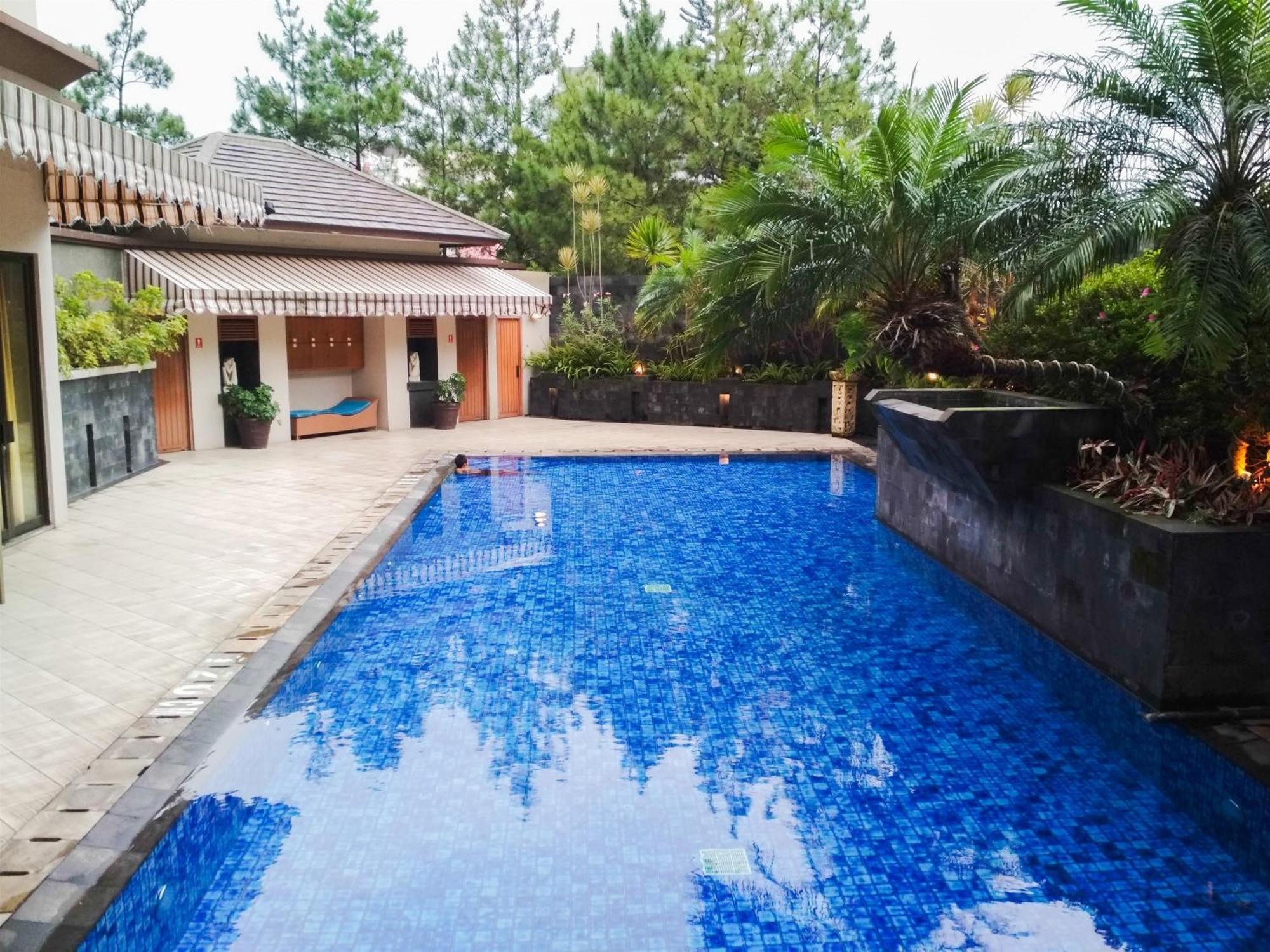 Apartemen Homey 2br At Majesty By Travelio *